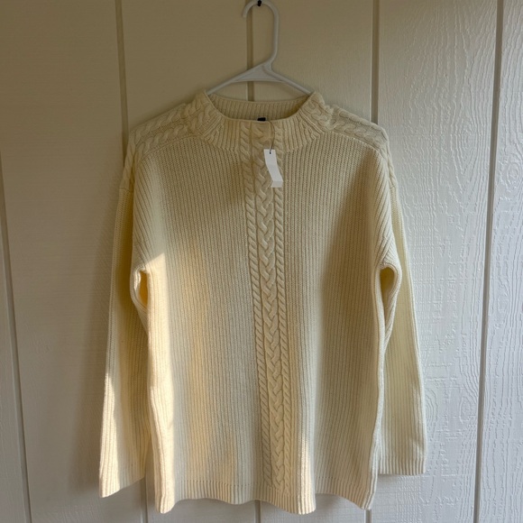 Talbots Cream Crew Neck Sweater Classic Knit Design - Picture 1 of 3